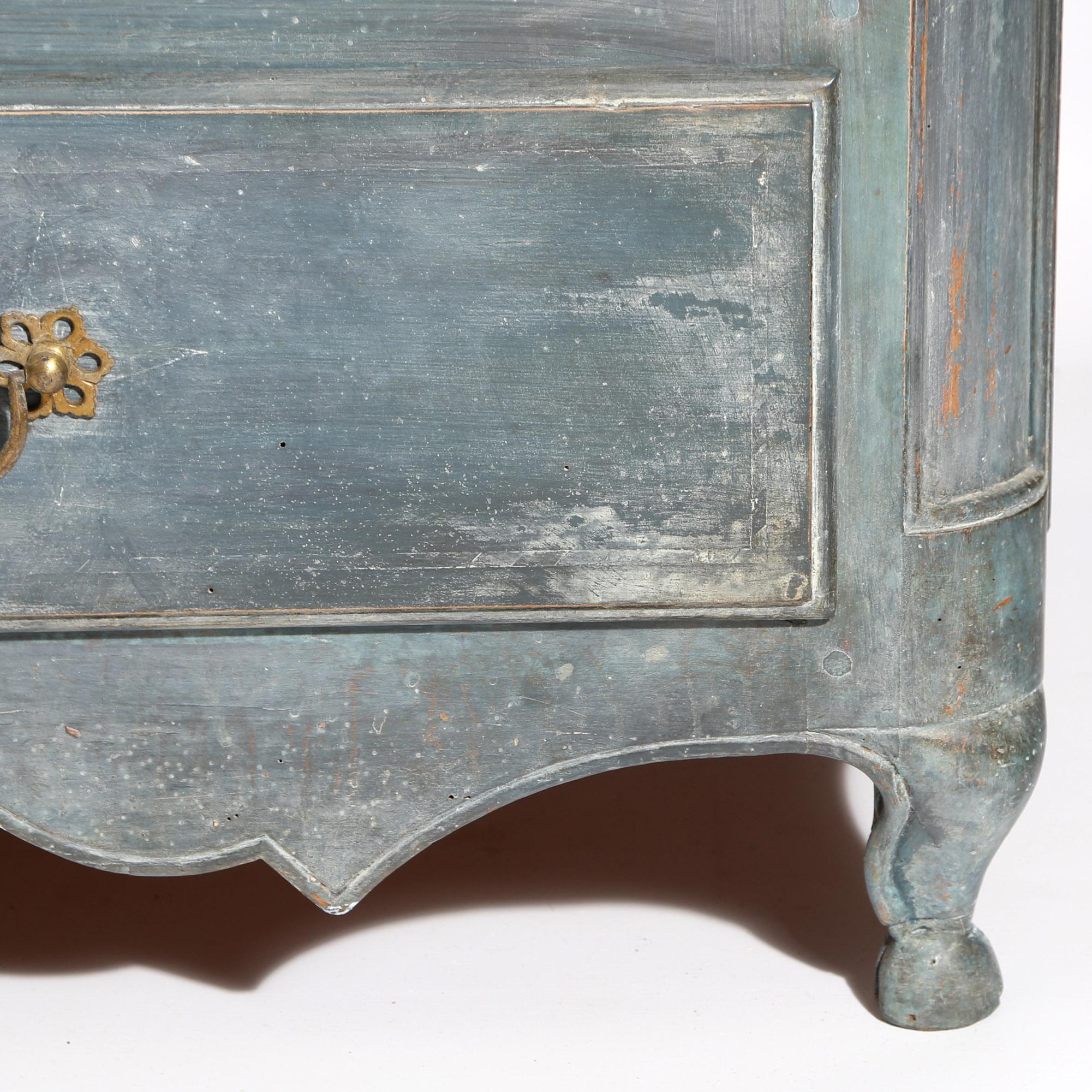 French Late 19th Century Blue Painted Chest of Drawers or Commode In Good Condition In London, GB