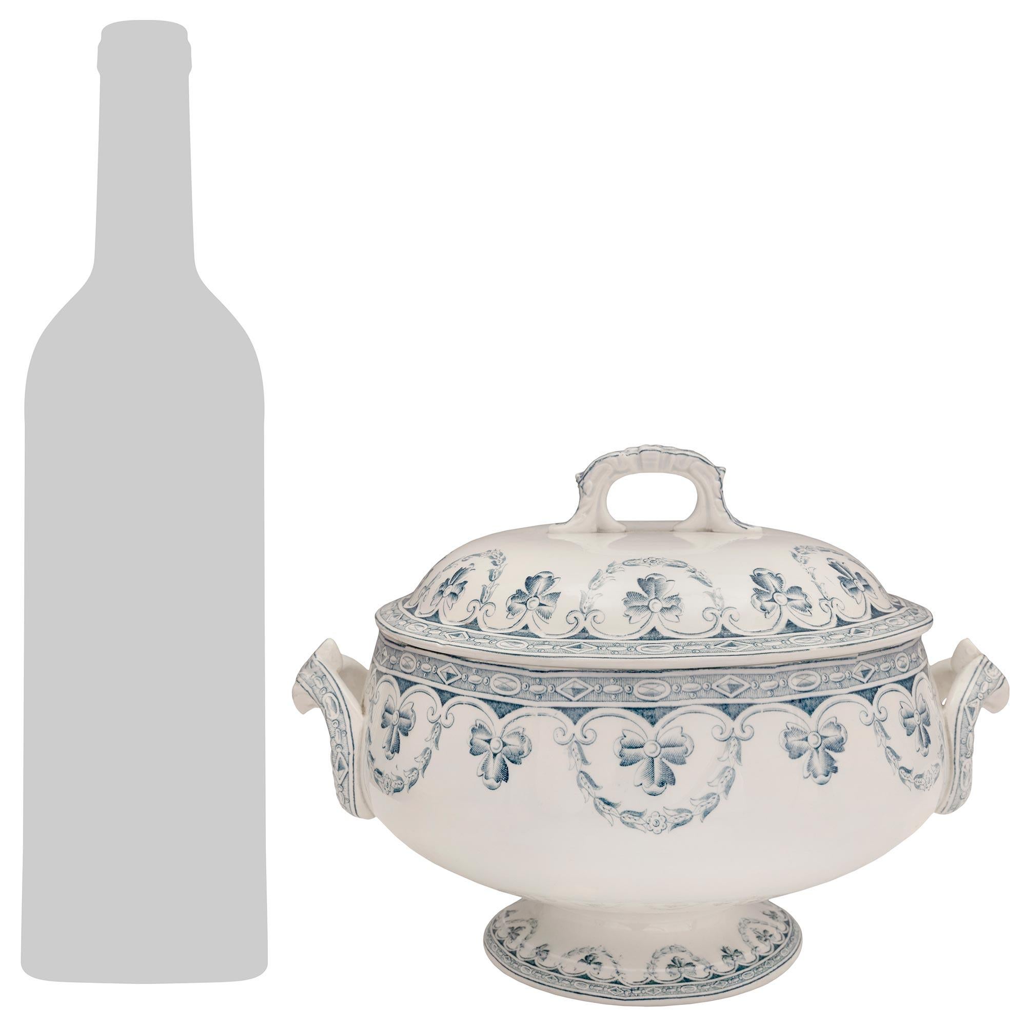 A French late 19th century Louis XVI st. white Saint Amand et Hamage dining set For Sale 1