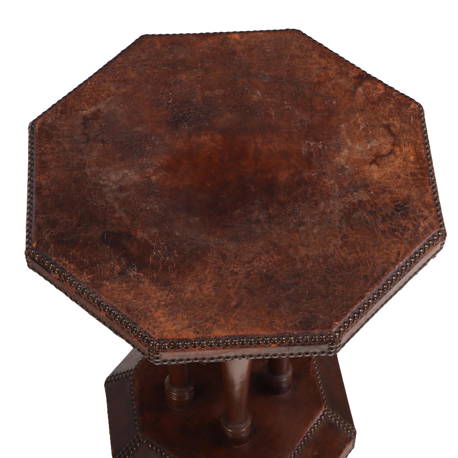 Laiton A French Leather-Clad End Table, C. 1935. en vente