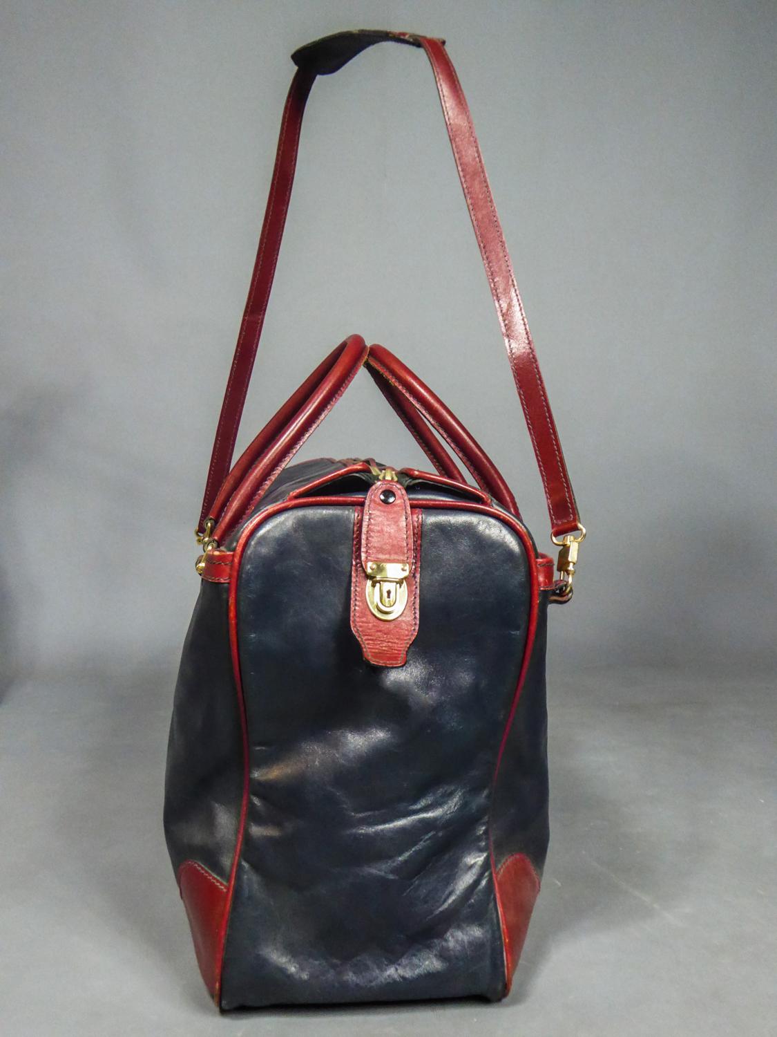 A French Leather Travel Bag from Clément Collection - France Circa 1980 For Sale 2