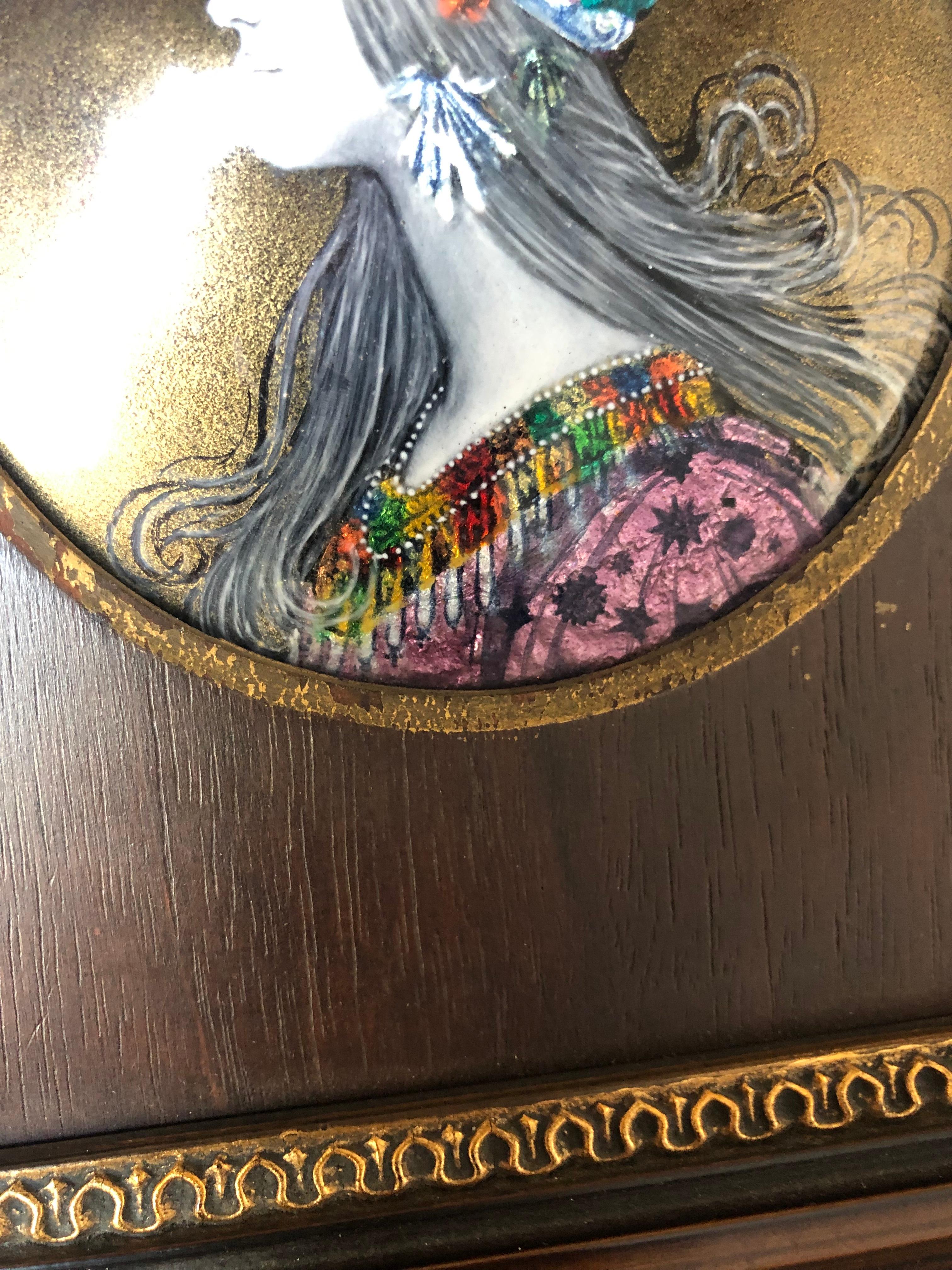 French Limoges Enamel Portrait Plaque Depicting Catherine de Medici In Good Condition For Sale In West Palm Beach, FL