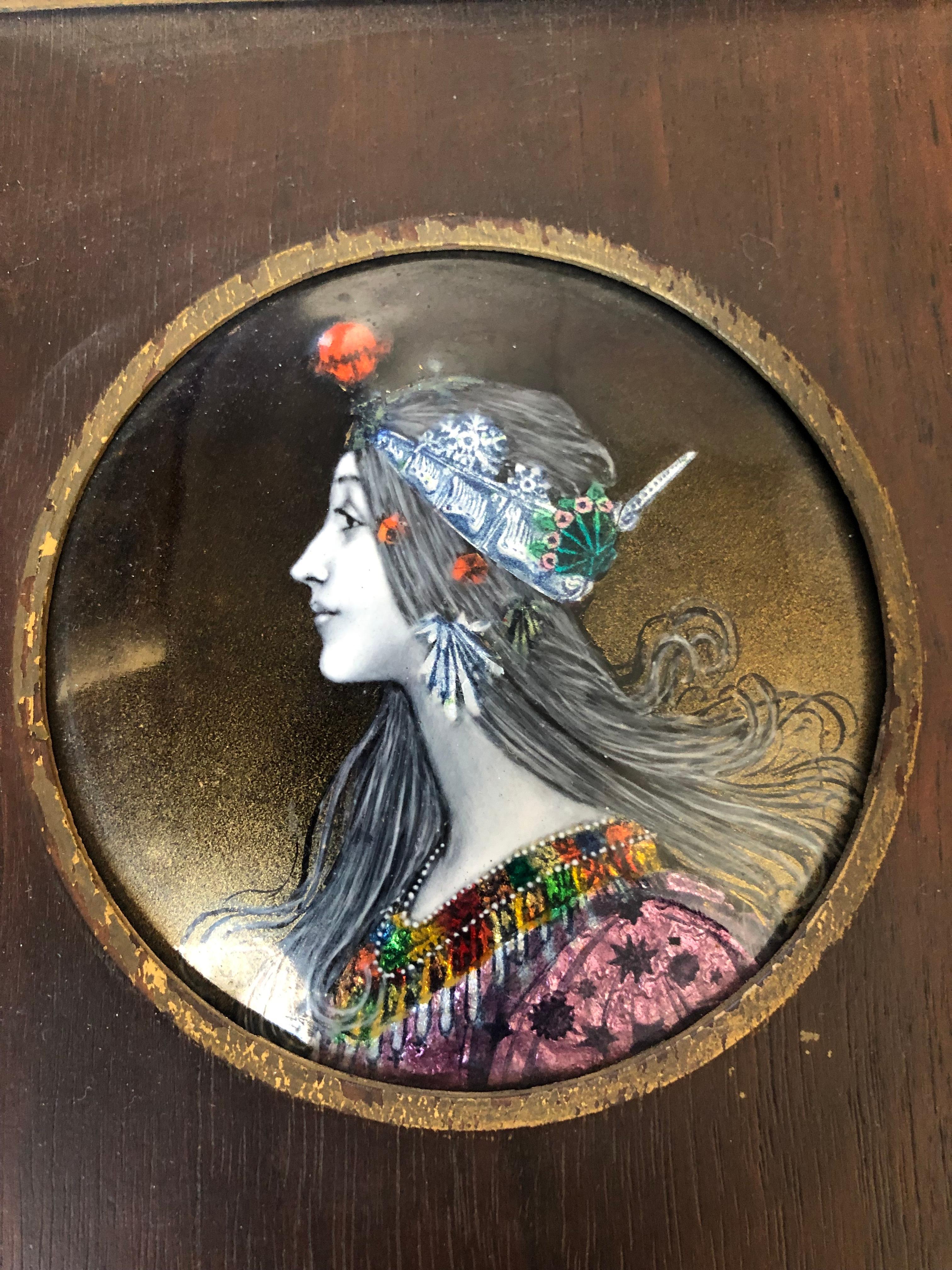 French Limoges Enamel Portrait Plaque Depicting Catherine de Medici For Sale 2