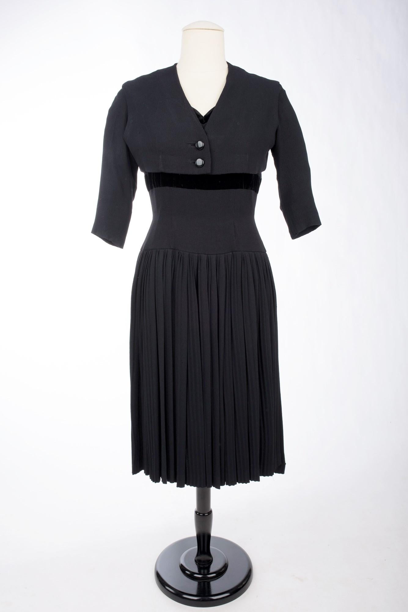 Französisches kleines schwarzes Kleid und Bolero von Nina Ricci, um 1955 im Angebot 3