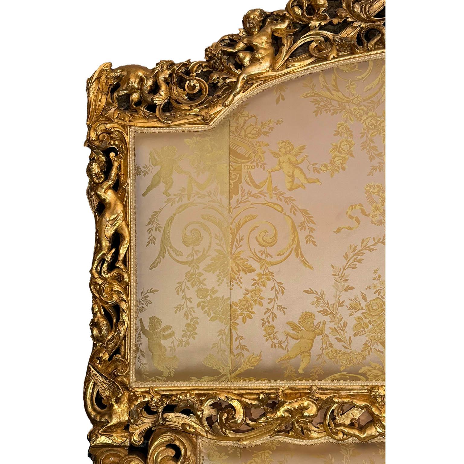 Baroque Revival A French Louis XIX/XV Style Giltwood Carved Figural Queen-Size Bed with Cherubs For Sale