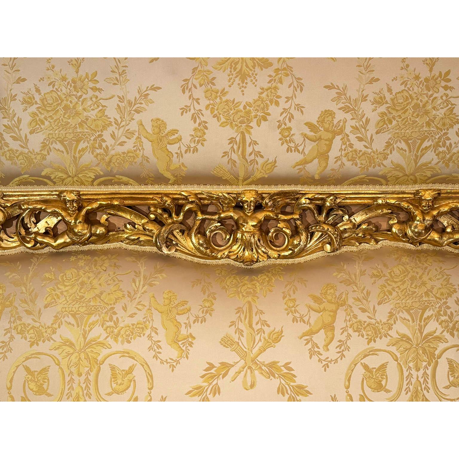 A French Louis XIX/XV Style Giltwood Carved Figural Queen-Size Bed with Cherubs For Sale 1