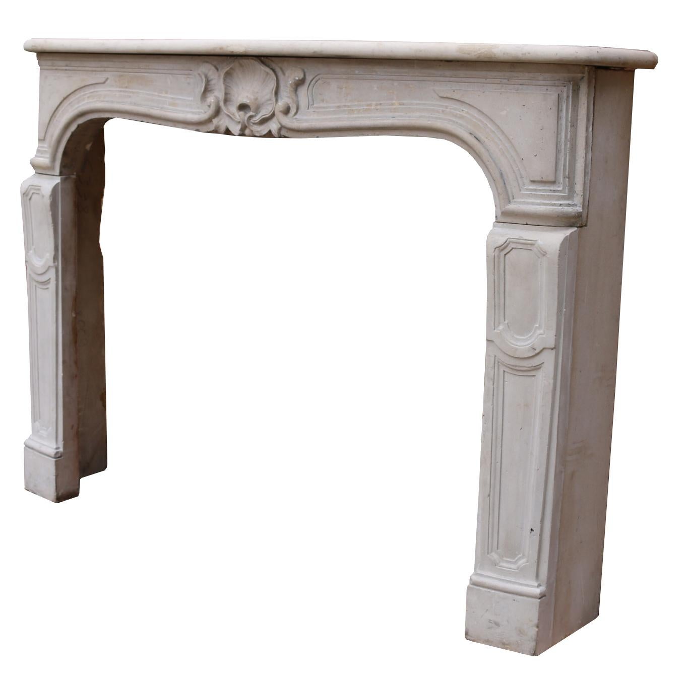French Louis XV Stone Fire Mantel In Good Condition For Sale In Wormelow, Herefordshire