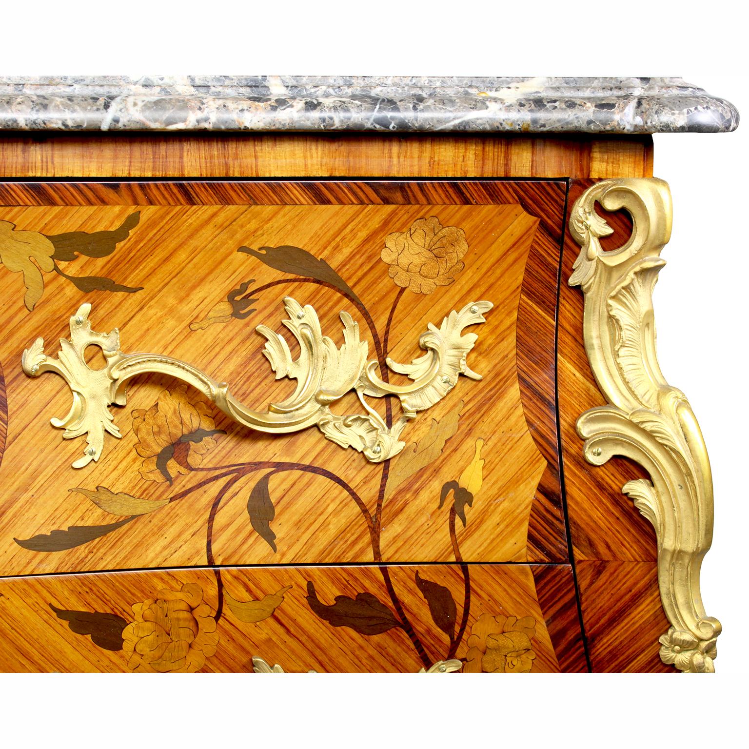 20th Century French Louis XV Style Bombé Satinwood Marquetry & Ormolu Mounted Commode For Sale