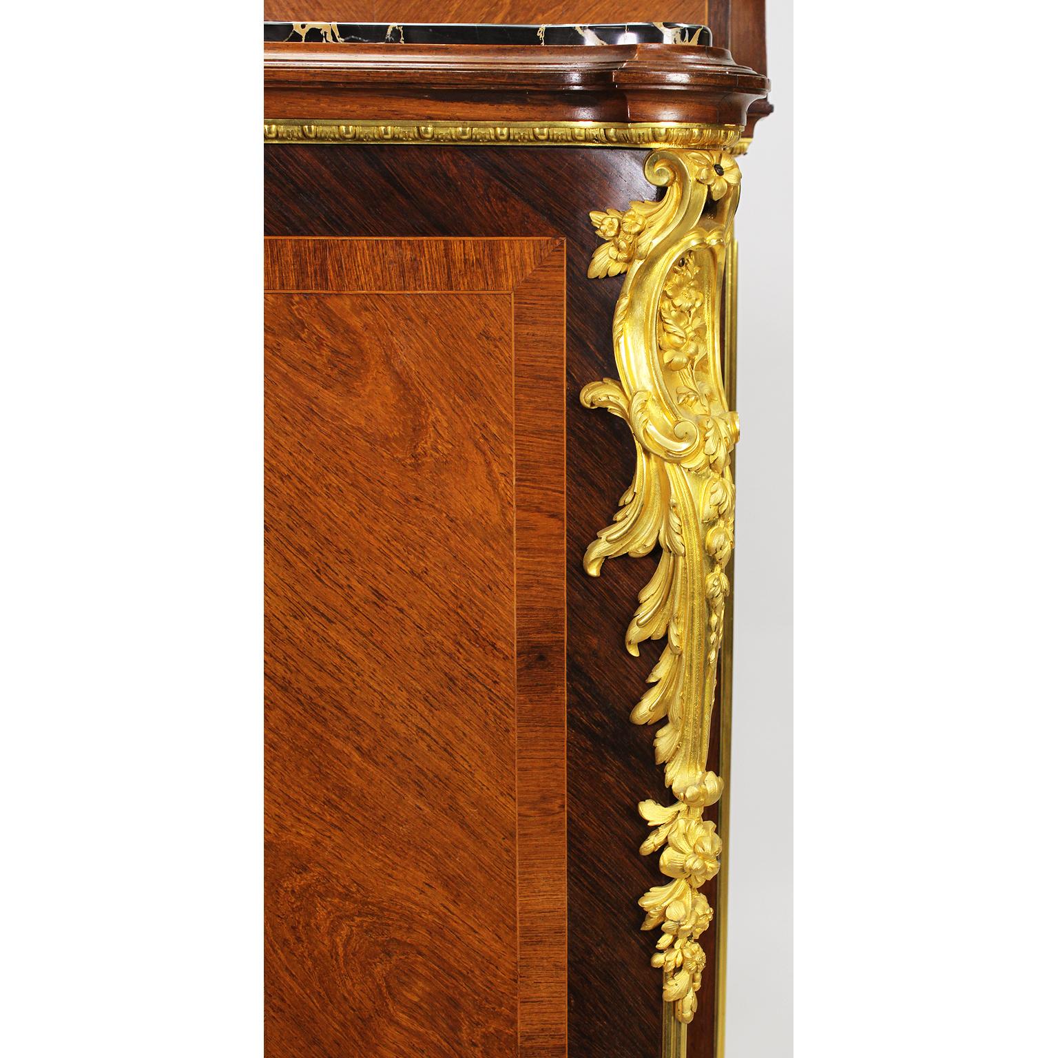 Meuble de rangement d'appoint de style Louis XV en marqueterie et monté en bronze doré par Descotte Fils en vente 5
