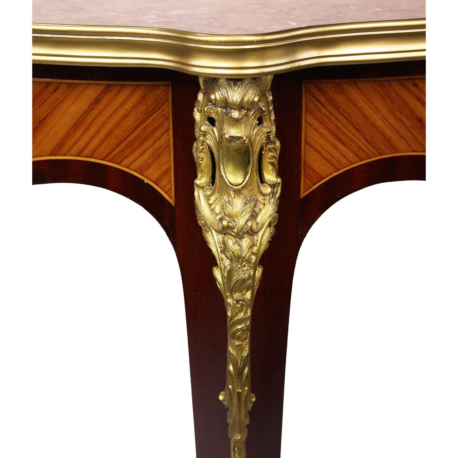 A French Louis XV Style Ormolu Mounted Side or Center Table, Attr. Maison Jansen In Good Condition For Sale In Los Angeles, CA