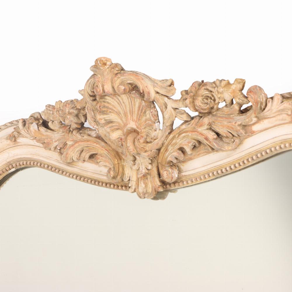 A French Louis XV style painted and gilt mirror, 19th C. For Sale 1