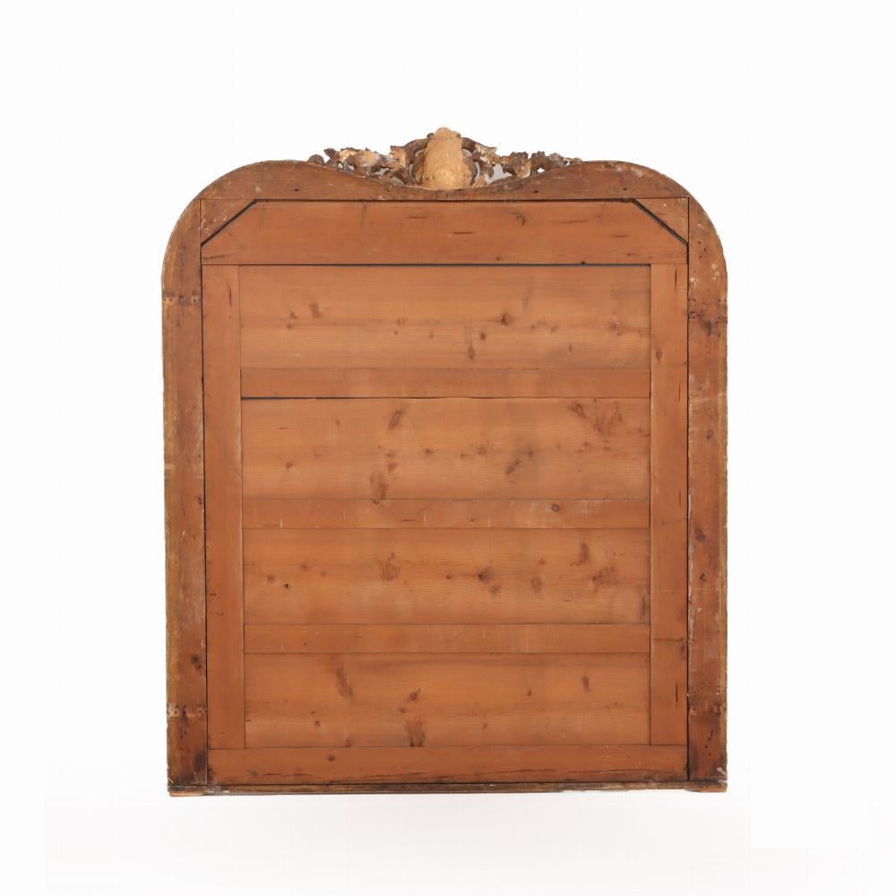 A French Louis XV style painted and gilt mirror, 19th C. For Sale 3