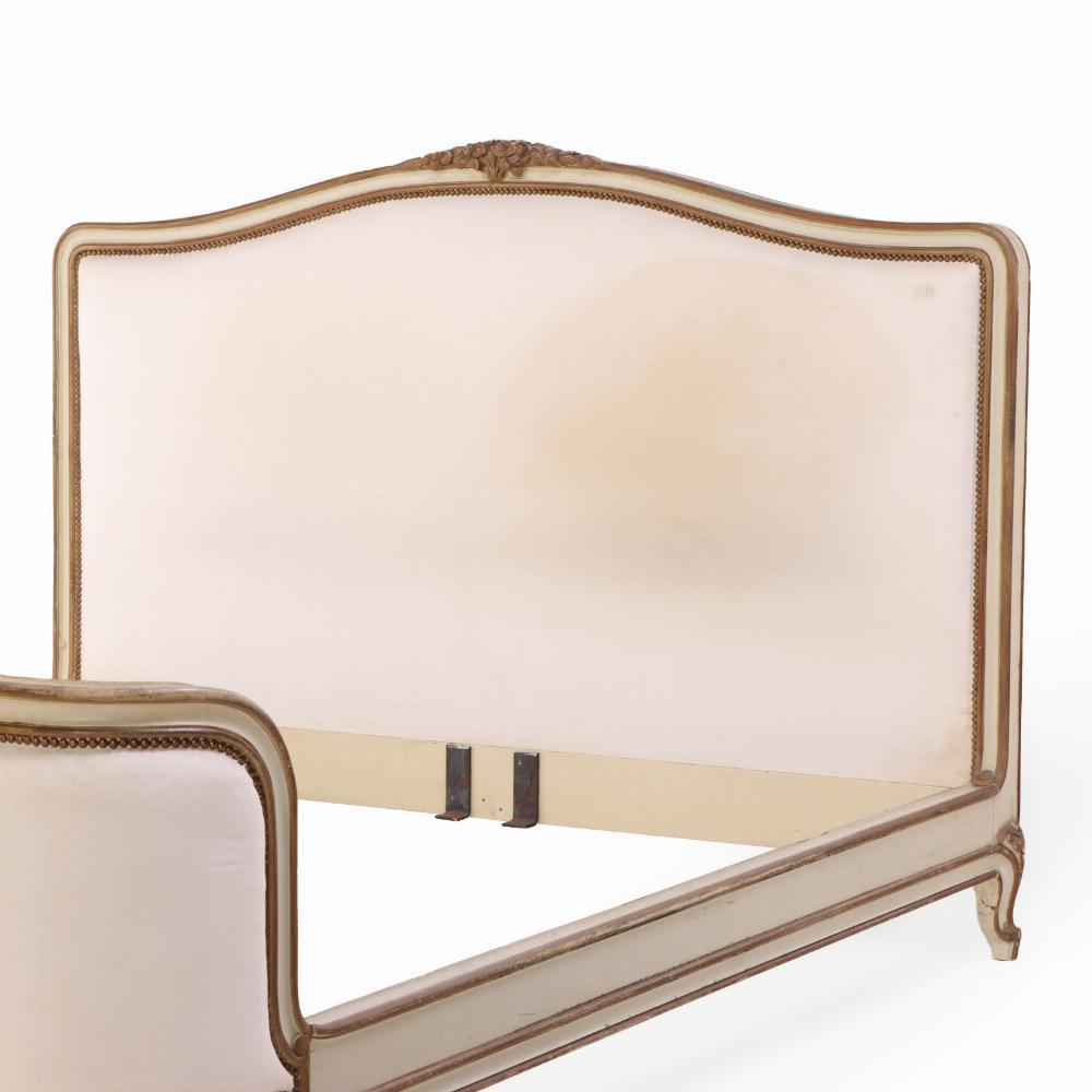 Carved A French Louis XV style Queen size painted and carved bed, circa 1940. For Sale