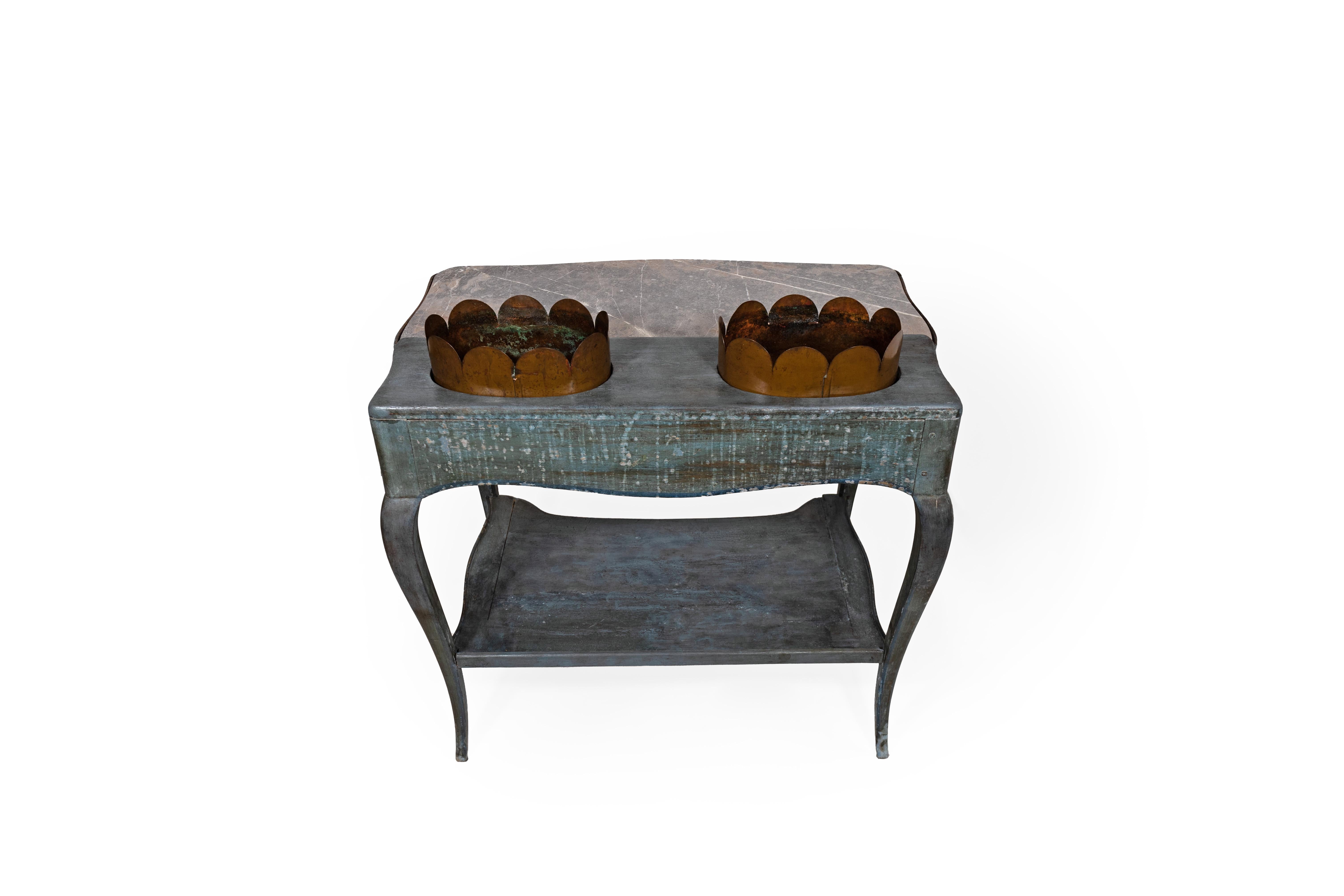 Mid-20th Century A French Louis XV-Style Wine Tasting Table For Sale