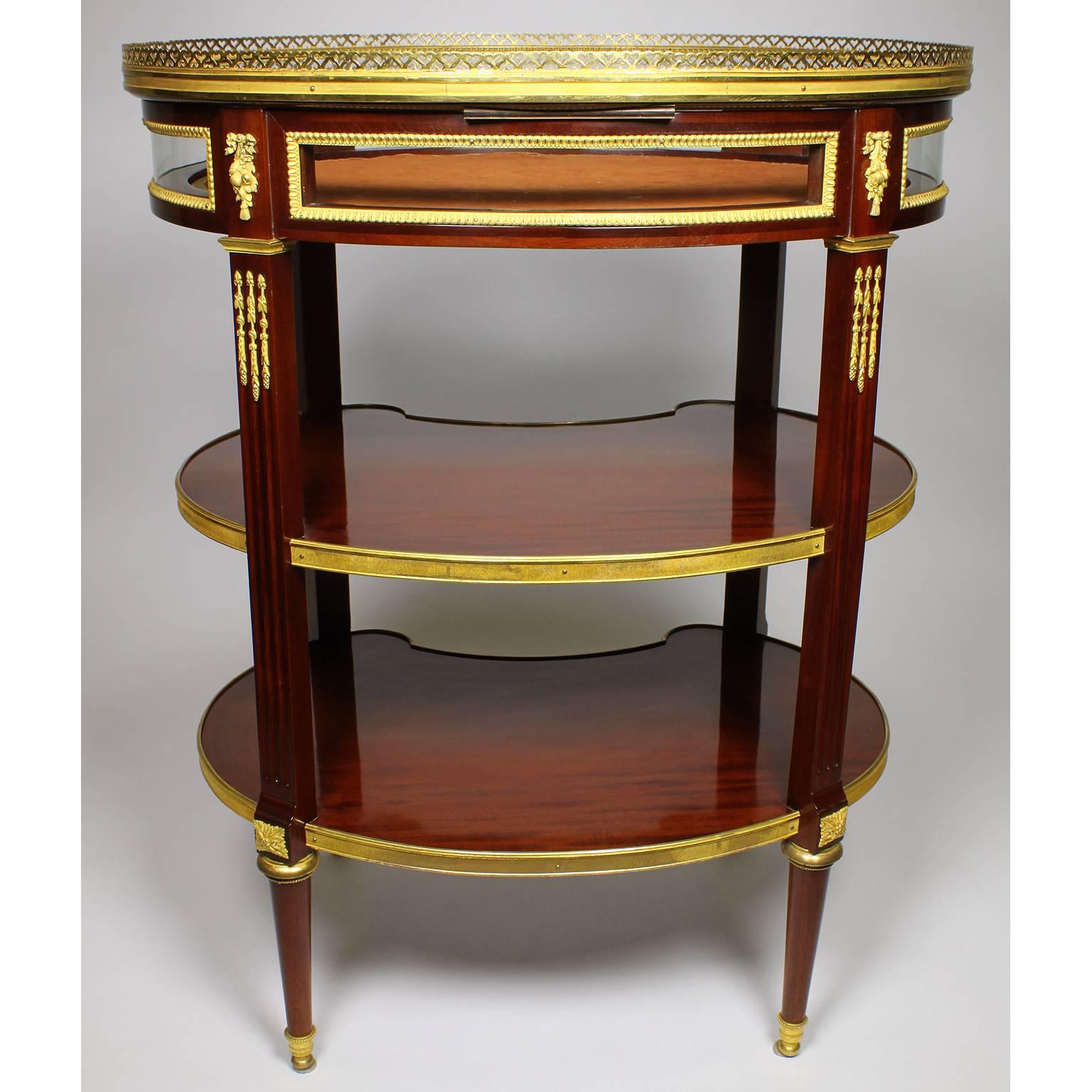 Louis XVI Style Belle Epoque Ormolu-Mounted Vitrine Table, Attributed to Linke 3