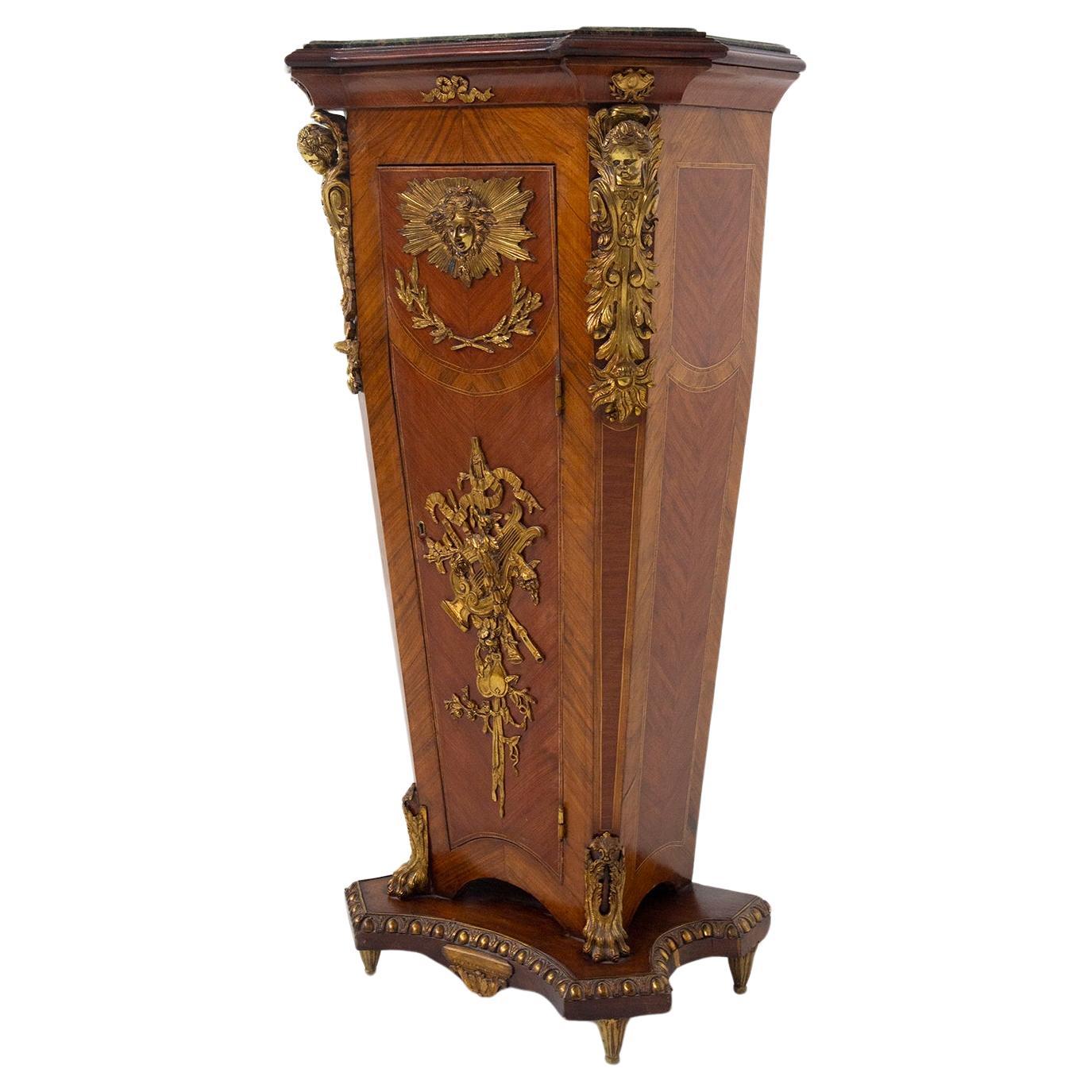 A French Louis XVI-style gilt bronze mounted wooden pedestal For Sale