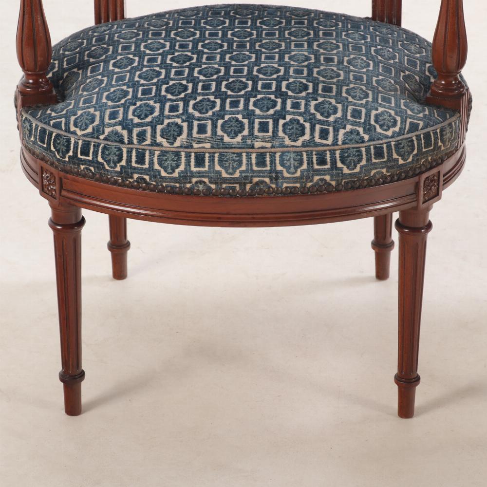 Sillón abierto francés de estilo Luis XVI, c. 1940. siglo XX en venta