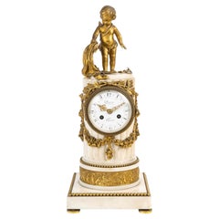 Reloj Francés de Mármol Blanco Montado en Ormolu de Estilo Luis XVI de Denière