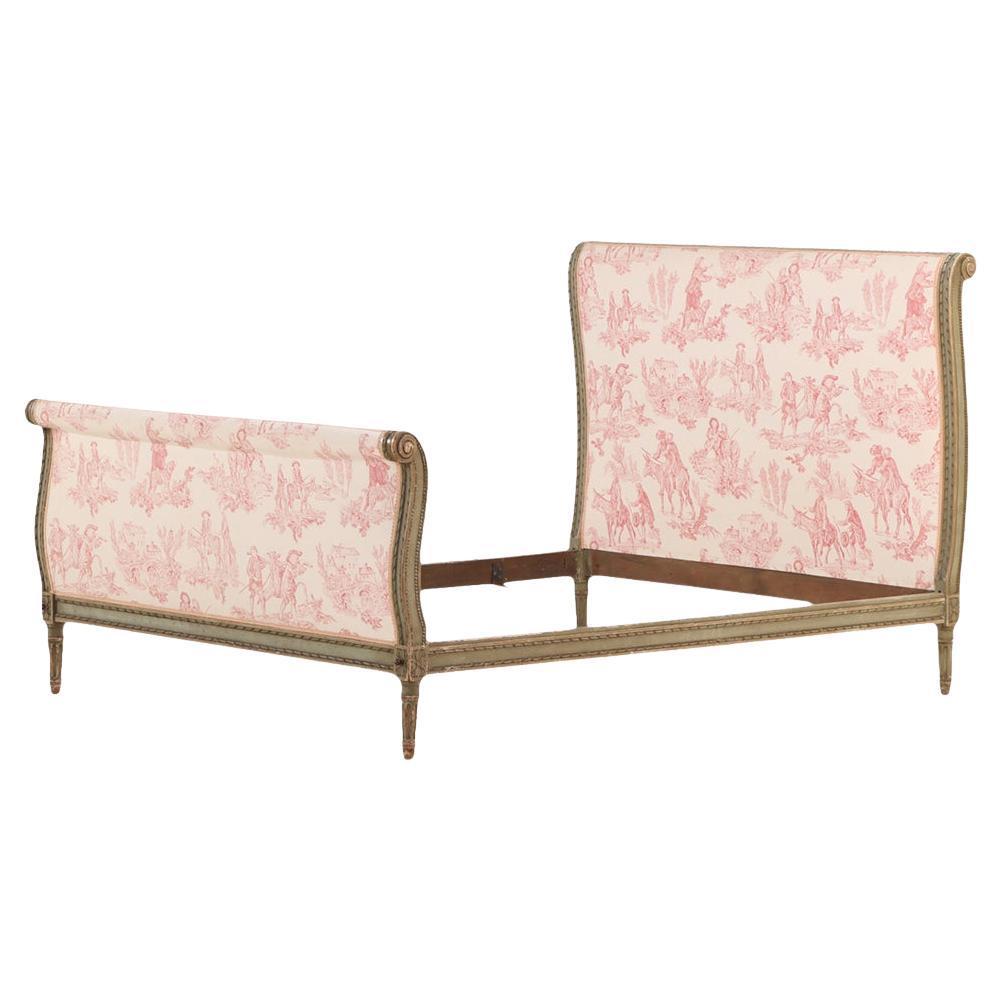 Un letto francese dipinto in stile Luigi XVI, C.1920.