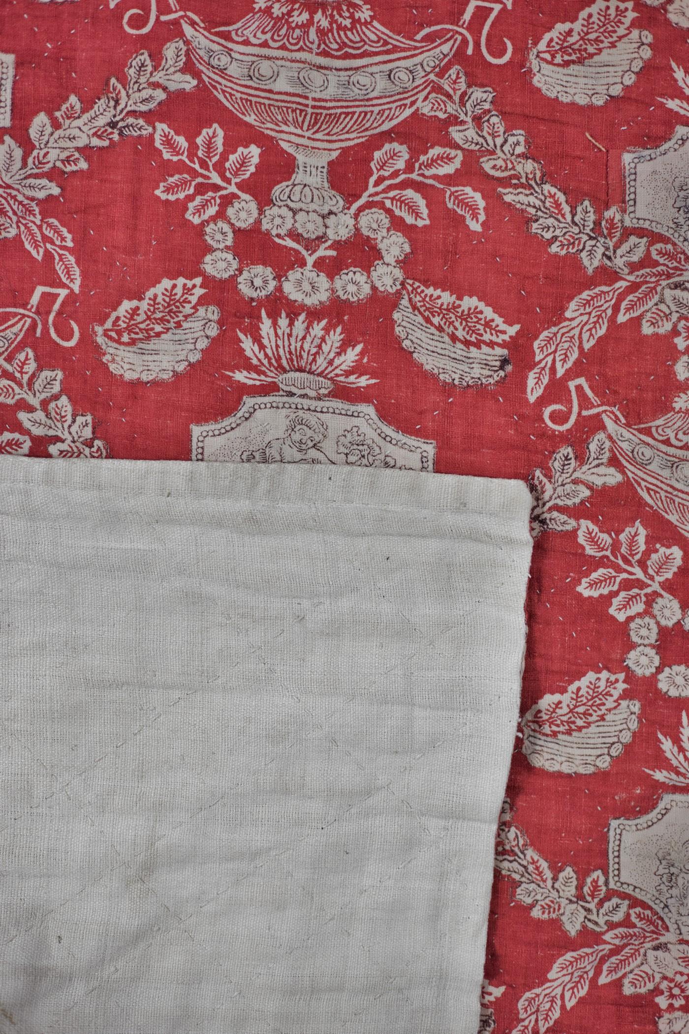 A French Madder Printed Cotton quilt with Neoclassical decor - Circa 1785/1800 6