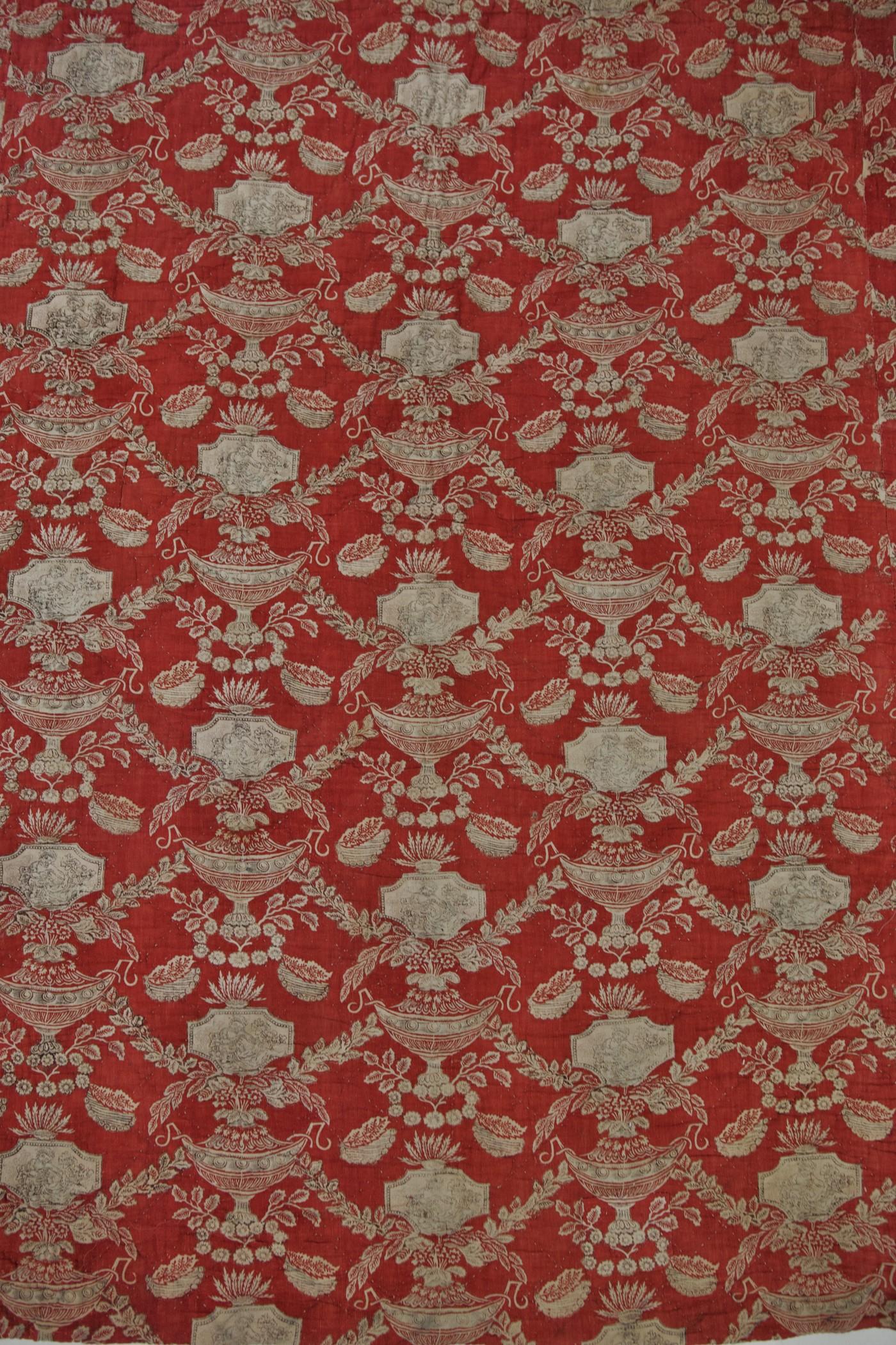 A French Madder Printed Cotton quilt with Neoclassical decor - Circa 1785/1800 2