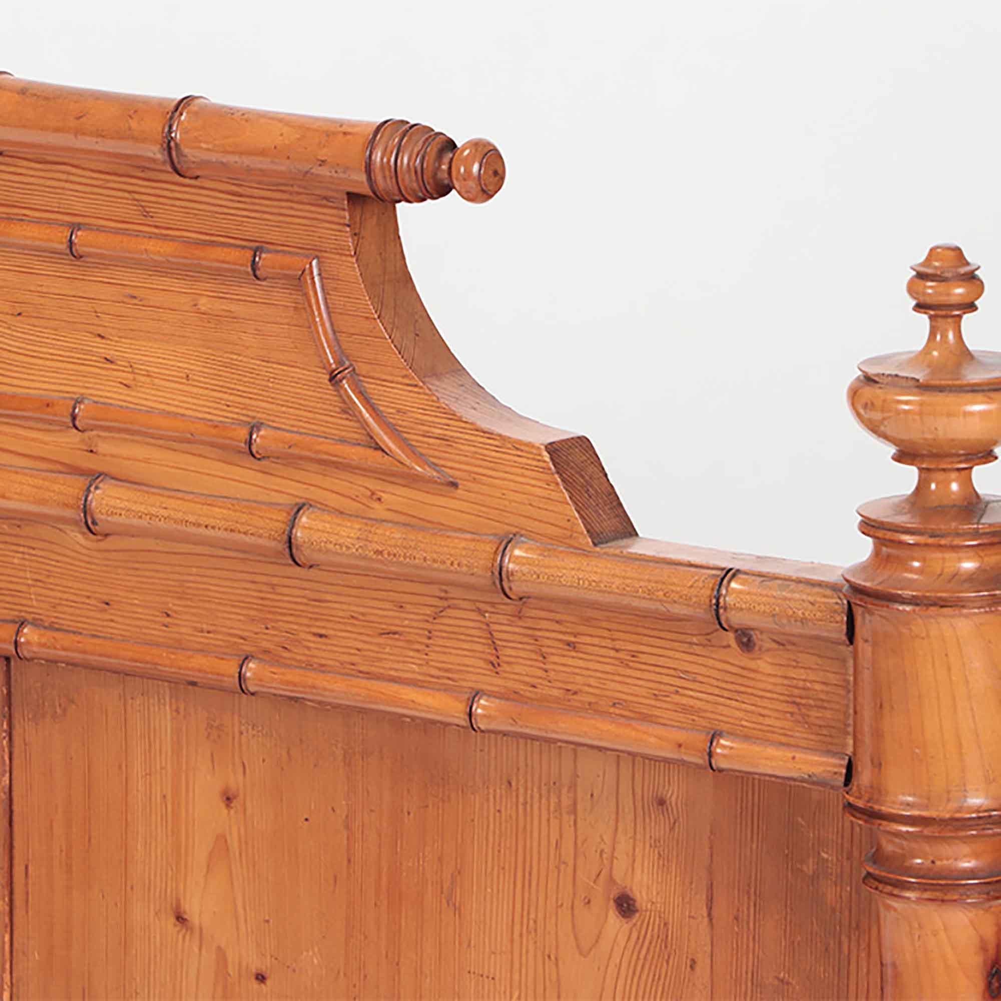A French Maple and bird’s-eye maple Faux bamboo daybed, circa 1880.