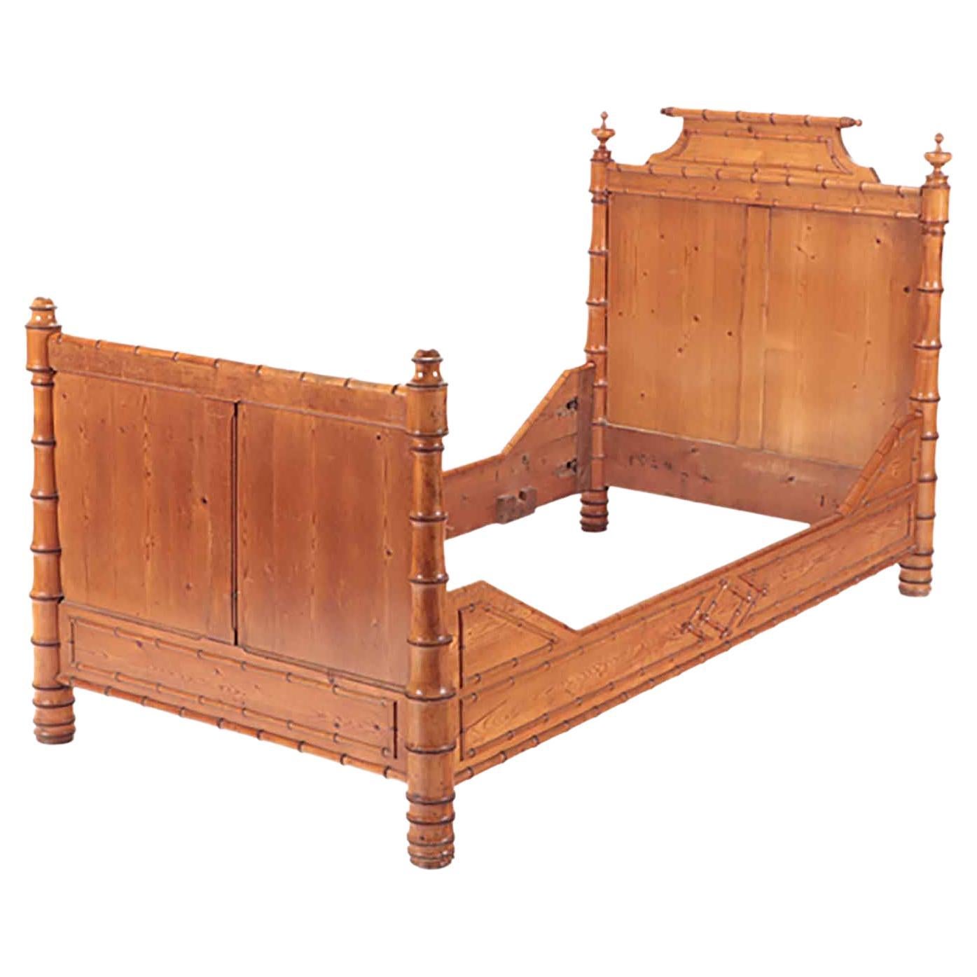 French Maple and Bird’s-Eye Maple Faux Bamboo Daybed, circa 1880 For Sale