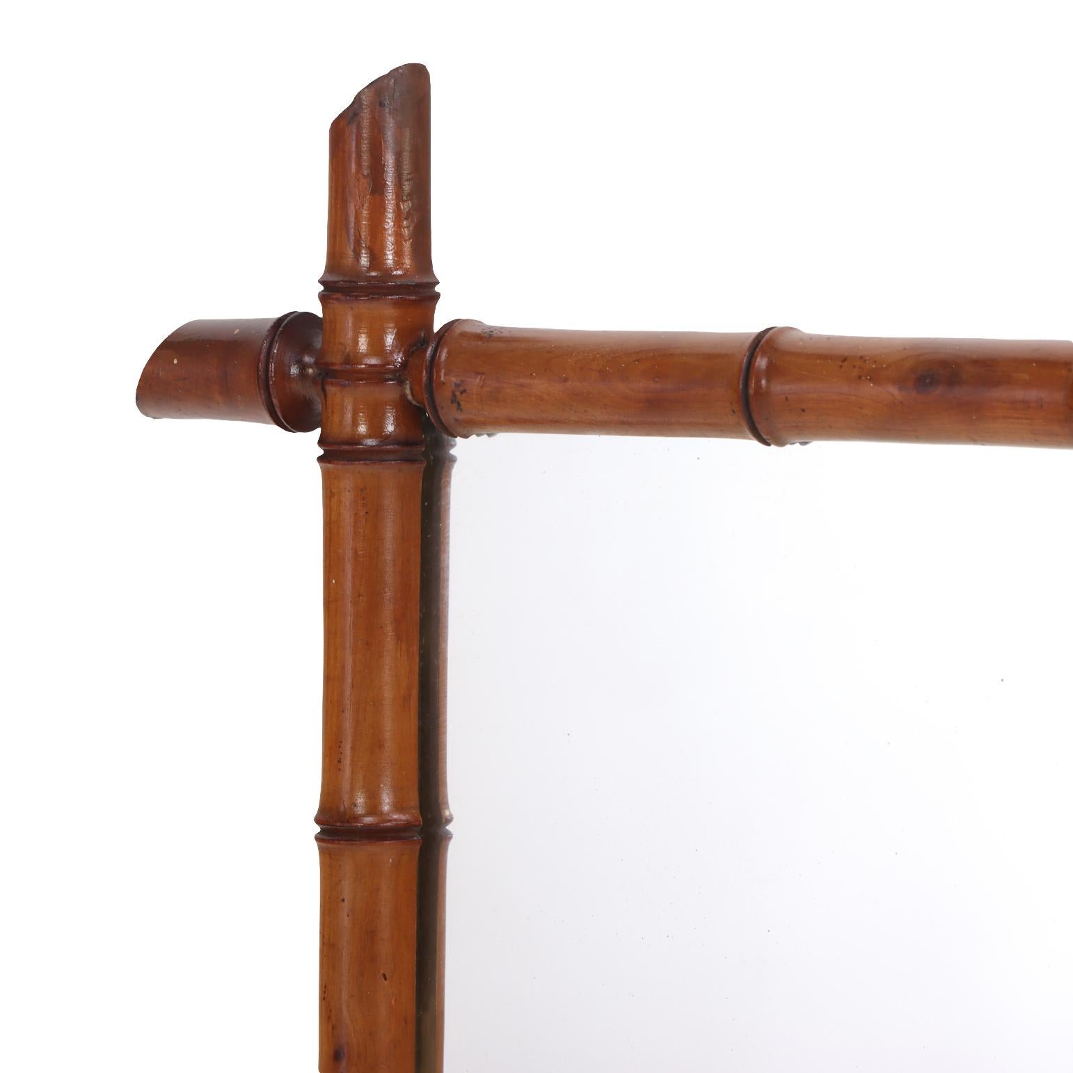A French Maple Faux Bamboo Mirror, C. 1880. Tallado en venta