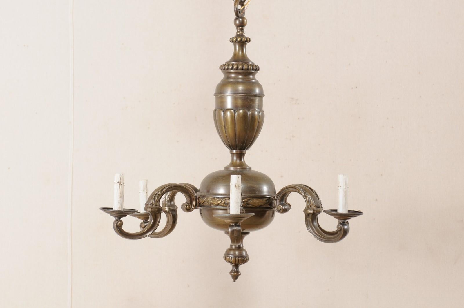 French Mid-20th Century Bronze Chandelier with Six Lights For Sale 1