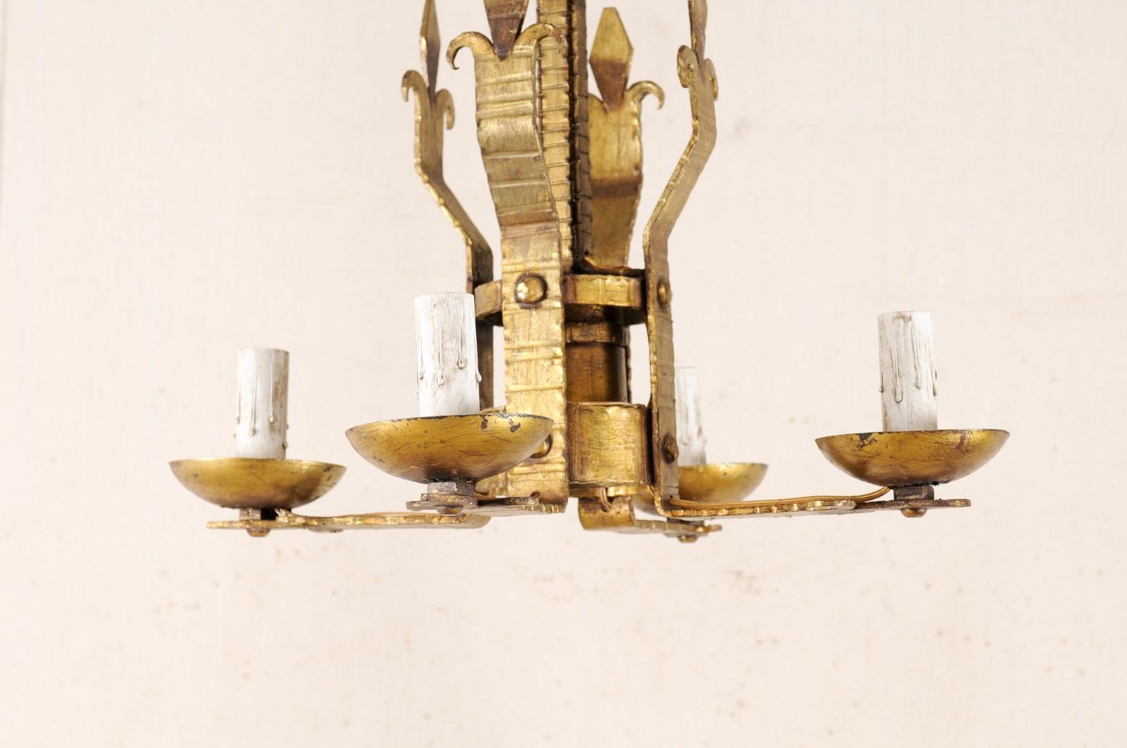 French Mid-20th Century Four-Light Gold Iron Chandelier in Fleur de Lys Motif For Sale 4