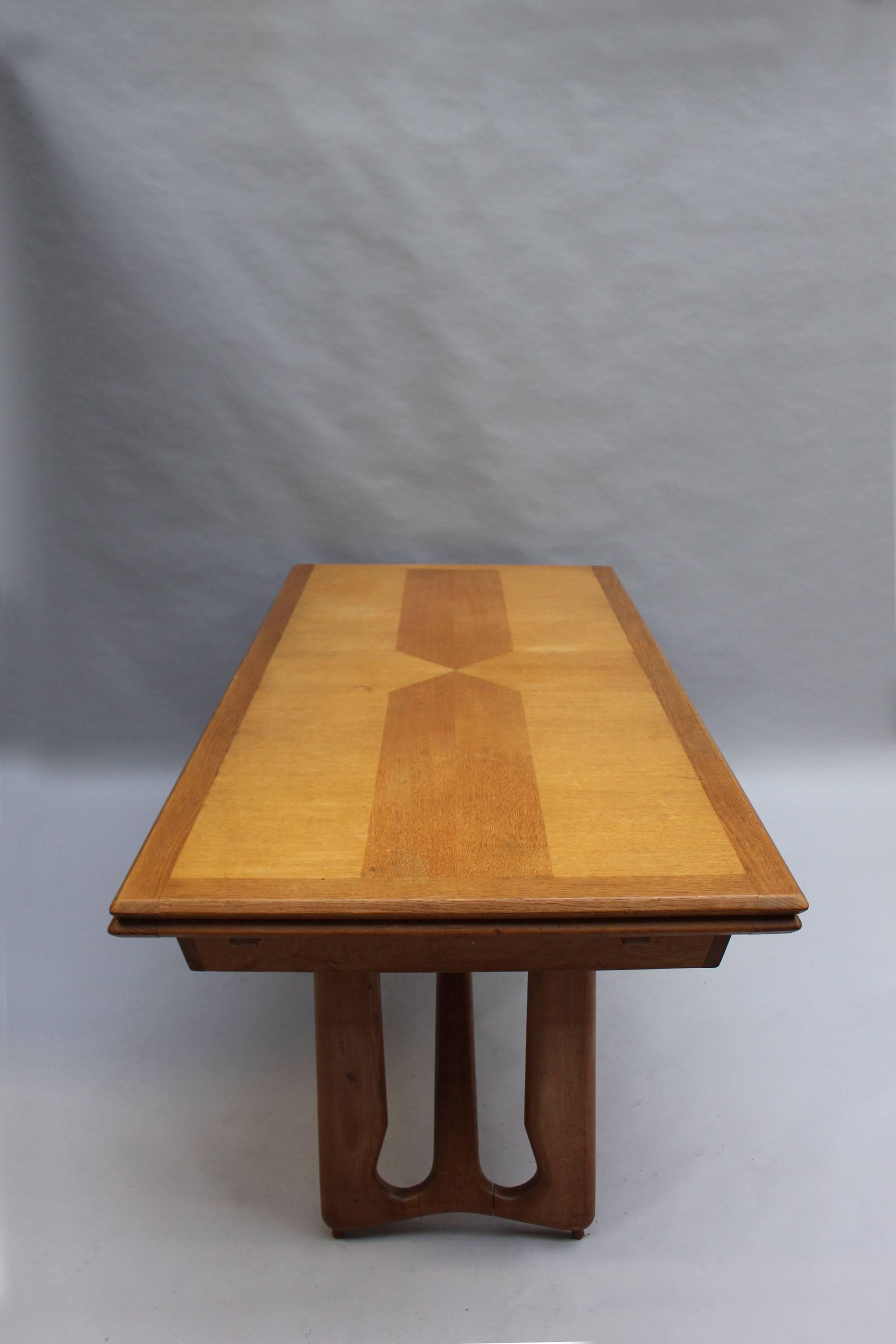 French Midcentury Extendable Oak Table by Guillerme et Chambron 1