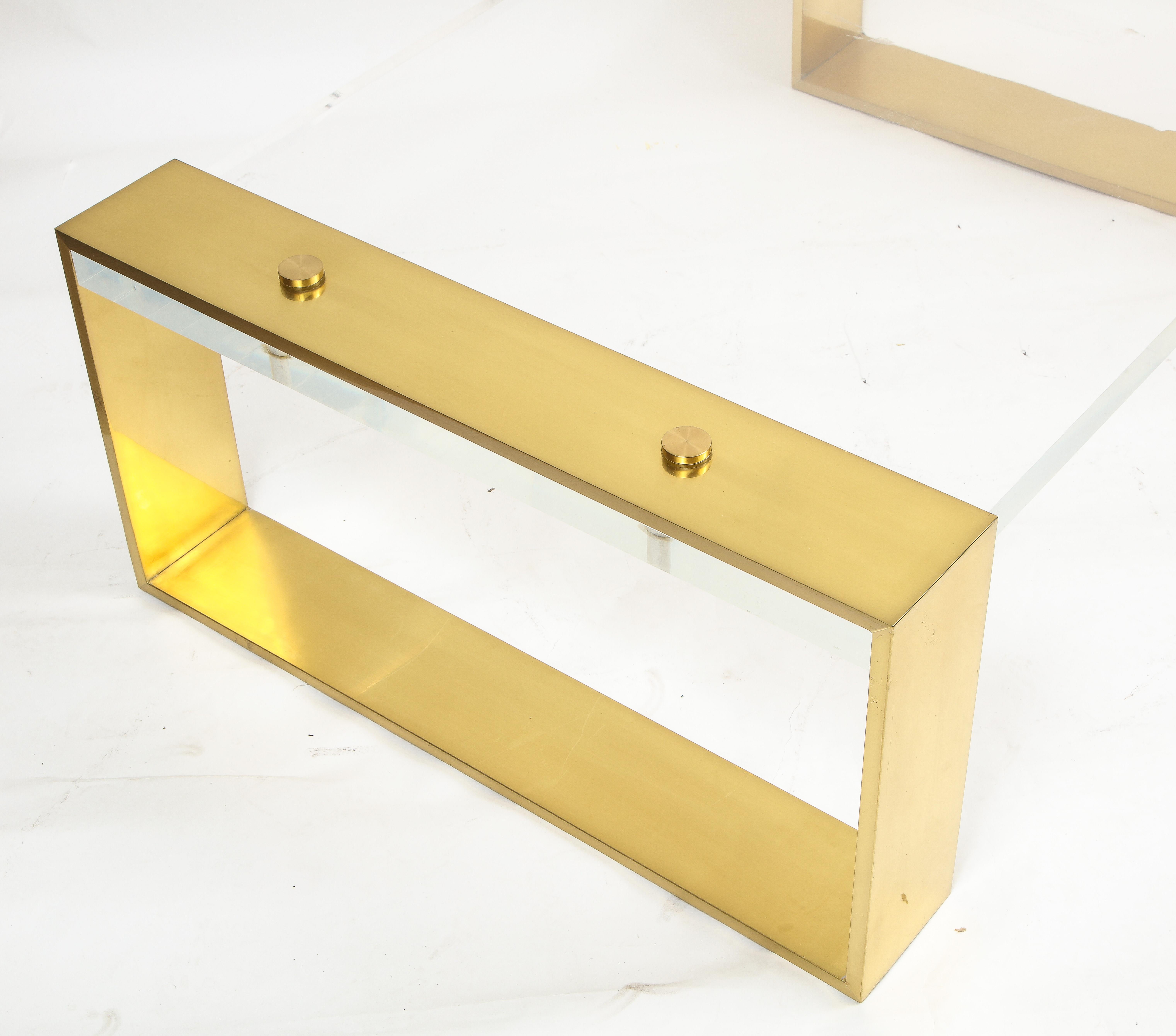 French Mid-Century Modern Rectangular Bronze Mounted Lucite Top Coffee Table In Good Condition In New York, NY