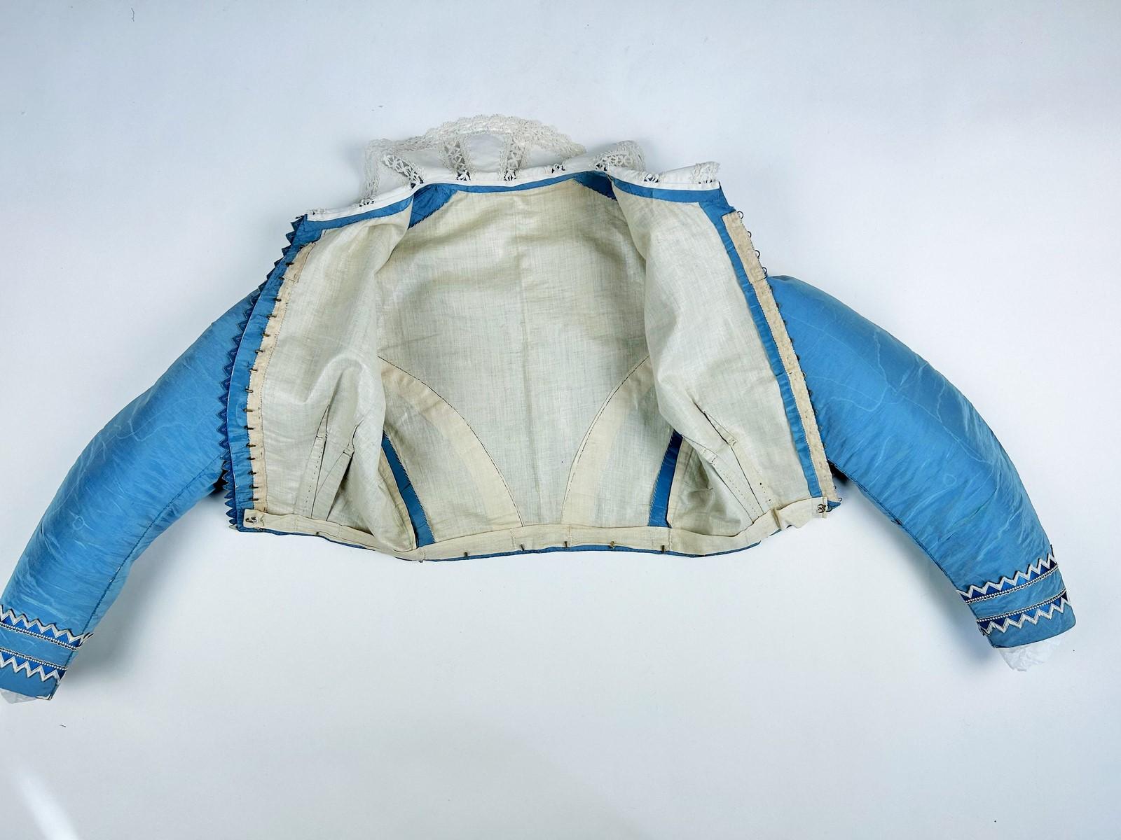 A French moiré silk day Crinoline dress Circa 1865 9