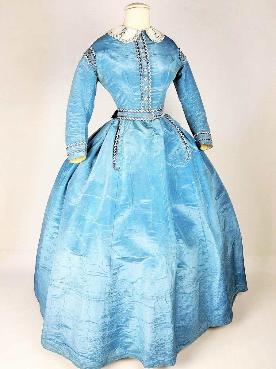 Women's A French moiré silk day Crinoline dress Circa 1865