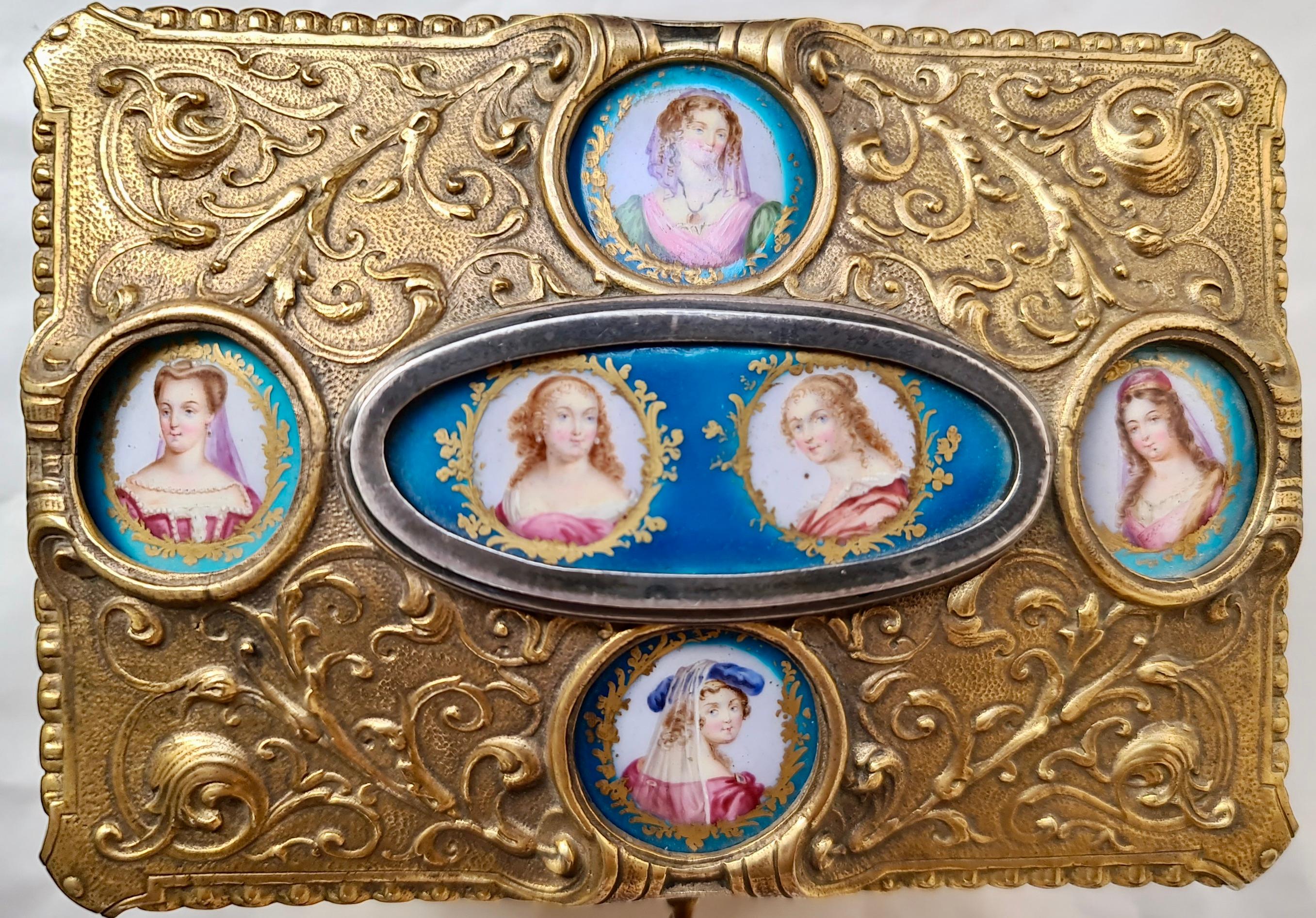French Napoléon III Ormolu and Sèvres Porcelain Jewelry Casket 4