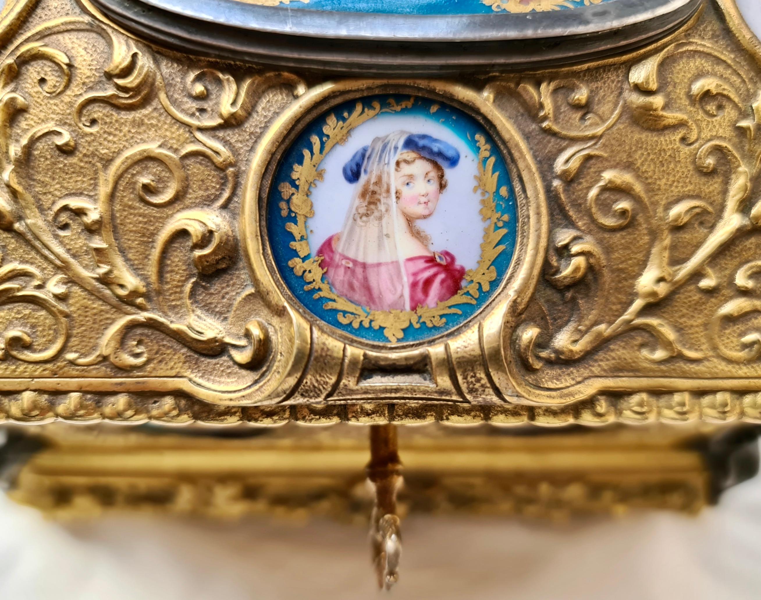 French Napoléon III Ormolu and Sèvres Porcelain Jewelry Casket 5