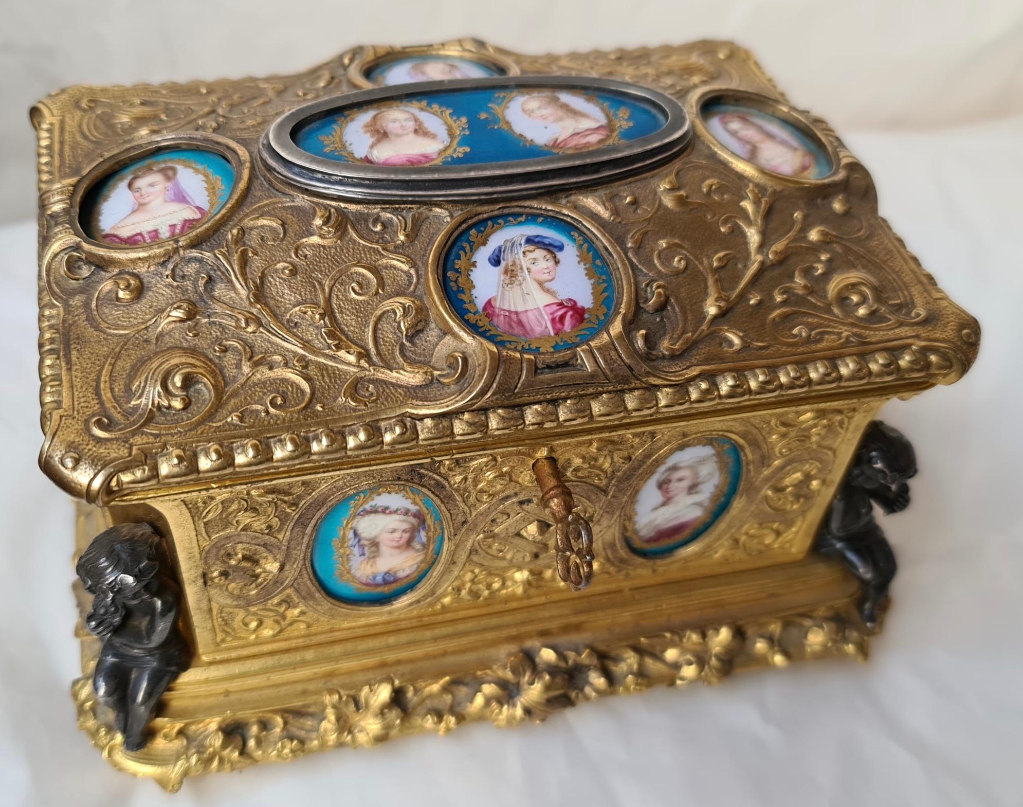 Belle Époque French Napoléon III Ormolu and Sèvres Porcelain Jewelry Casket
