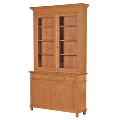 Cabinet en Oak a deux corps, C.C. 1880.