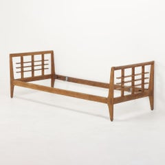 A French oak day bed or twin bed circa 1940