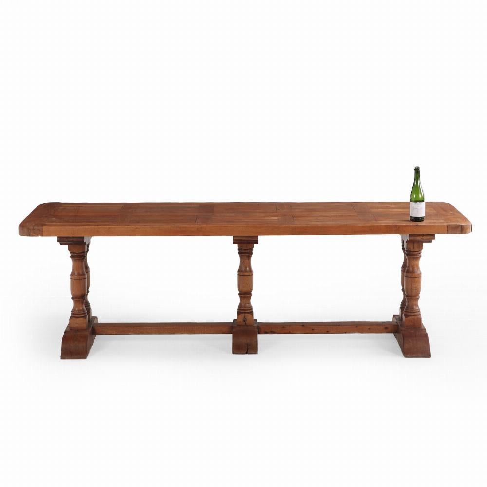 Tavolo a cavalletto in quercia francese, fine XIX secolo. in vendita 1