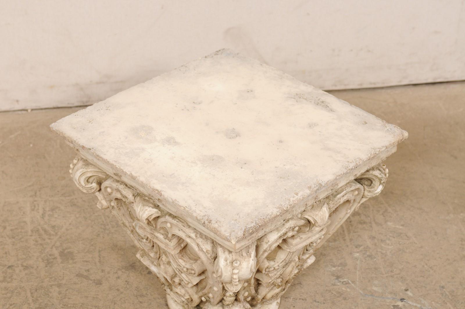 A French Ornately Designed Pedestal or Small Drinks Table In Good Condition For Sale In Atlanta, GA