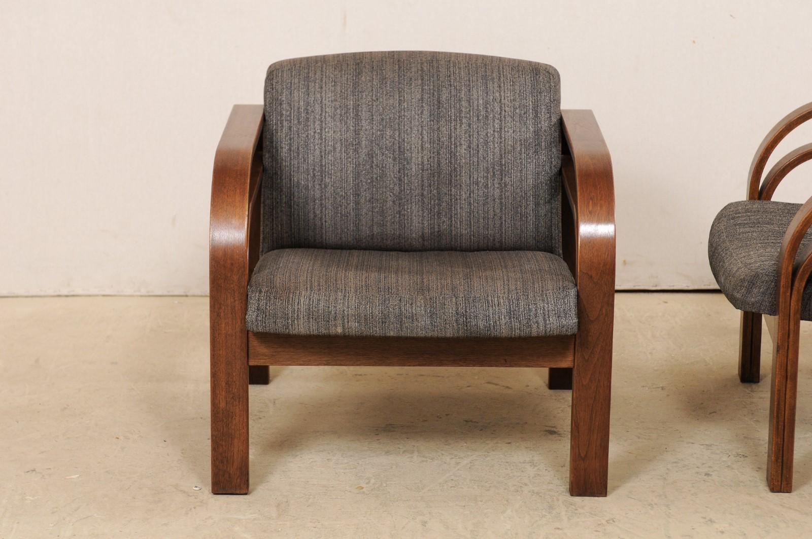 Französisches Paar Sessel aus doppeltem gebogenem Holz mit gepolsterter Sitzfläche und Rückenlehne im Angebot 6