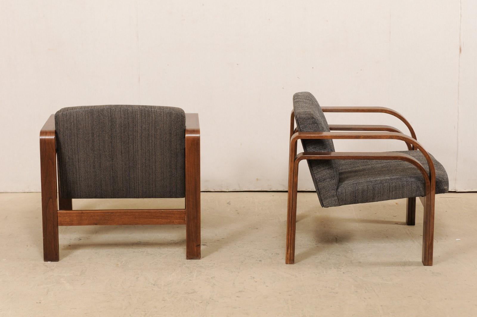 Französisches Paar Sessel aus doppeltem gebogenem Holz mit gepolsterter Sitzfläche und Rückenlehne (Polster) im Angebot