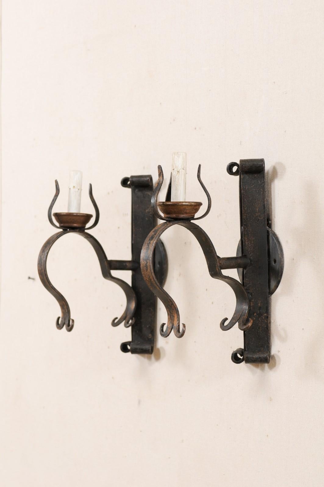 French Pair of Mid-20th Century Single Light Iron Sconces For Sale 4