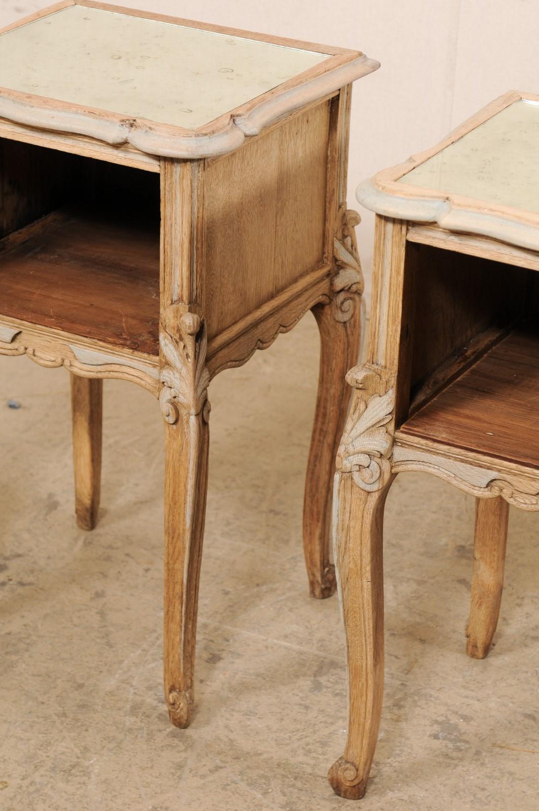 French Pair of Mirror-Top Carved-Wood End Tables, 1920's For Sale 8