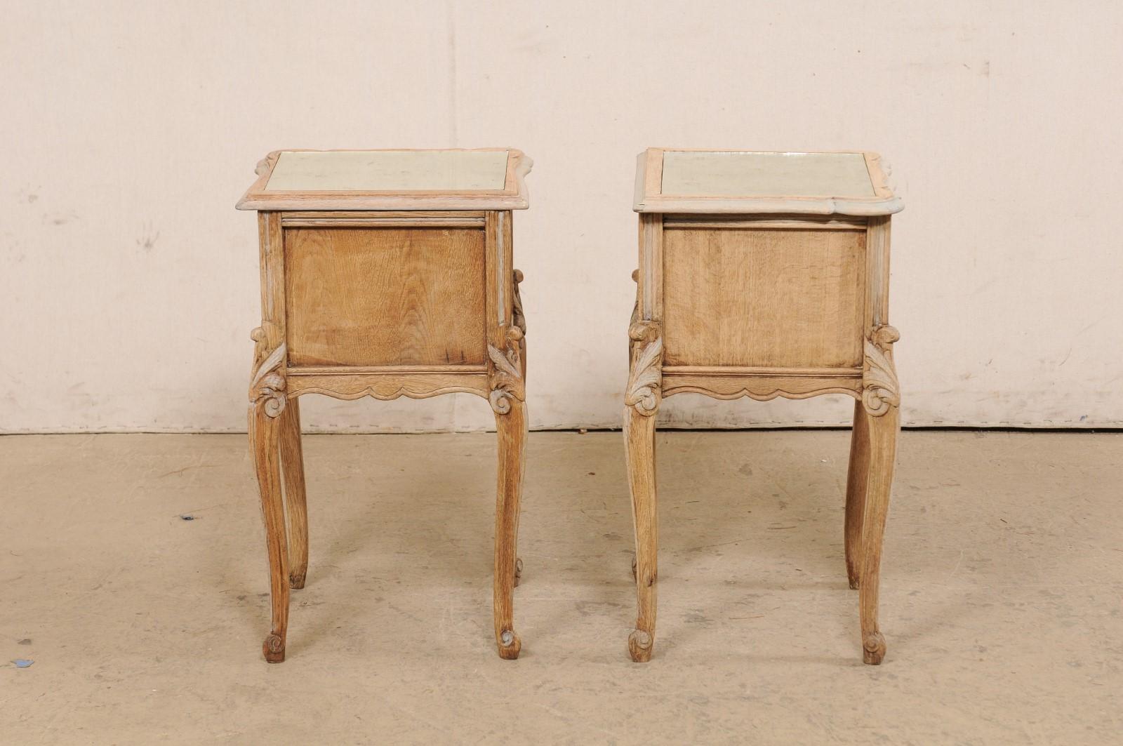 French Pair of Mirror-Top Carved-Wood End Tables, 1920's For Sale 3