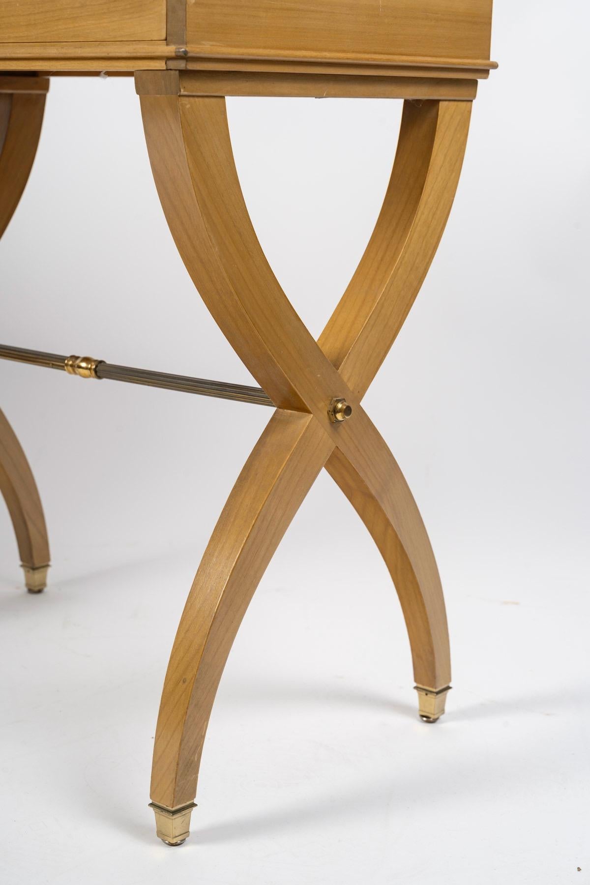 Doré Paire de tables d'appoint dans le style d'André Arbus (1903-1969), vers 1920 en vente