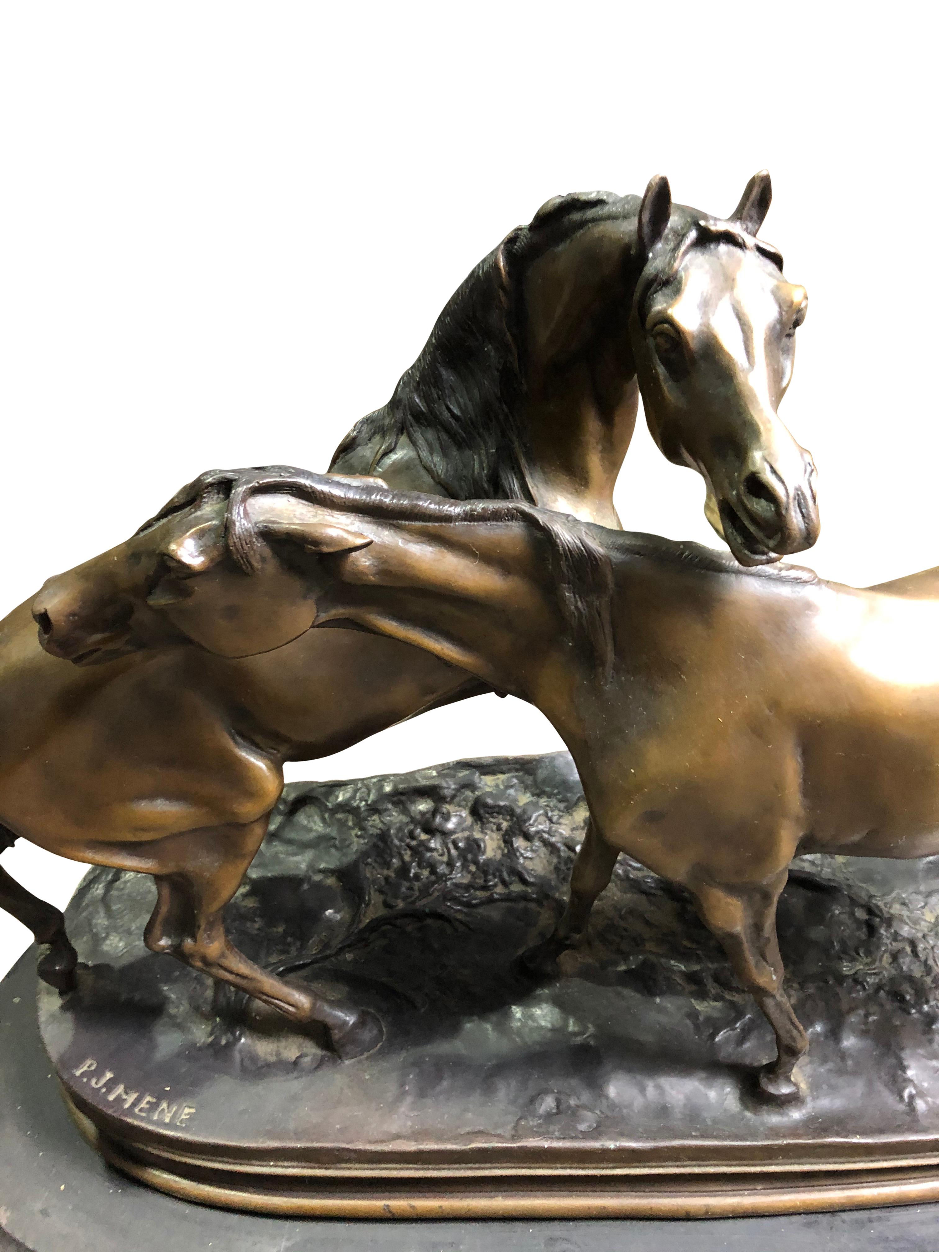 French Patinated Miniature Bronze Figure of Two Horses by P.J. Mene In Good Condition For Sale In London, GB