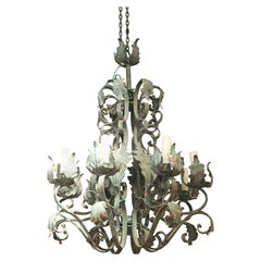 Französischer 8-Licht-Kronleuchter aus Schmiedeeisen und Zinn, 20. Jahrhundert