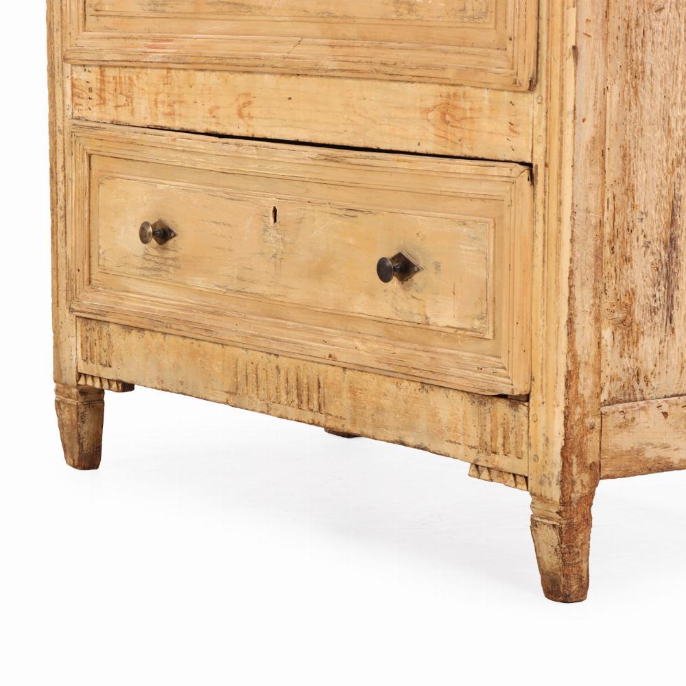 Kommode aus französischem Kiefernholz mit bemalter Platte, 19. (Französisch) im Angebot