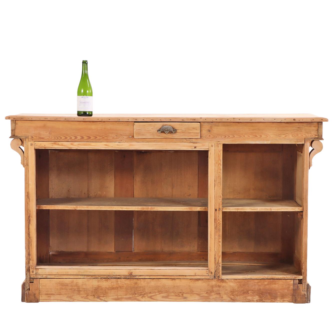 A French Pine Front Bar or Shop Counter, C. 1880. In Good Condition For Sale In Philadelphia, PA